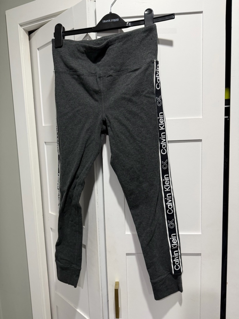 Calvin Klein Charcoal Gray leggings - stretchy